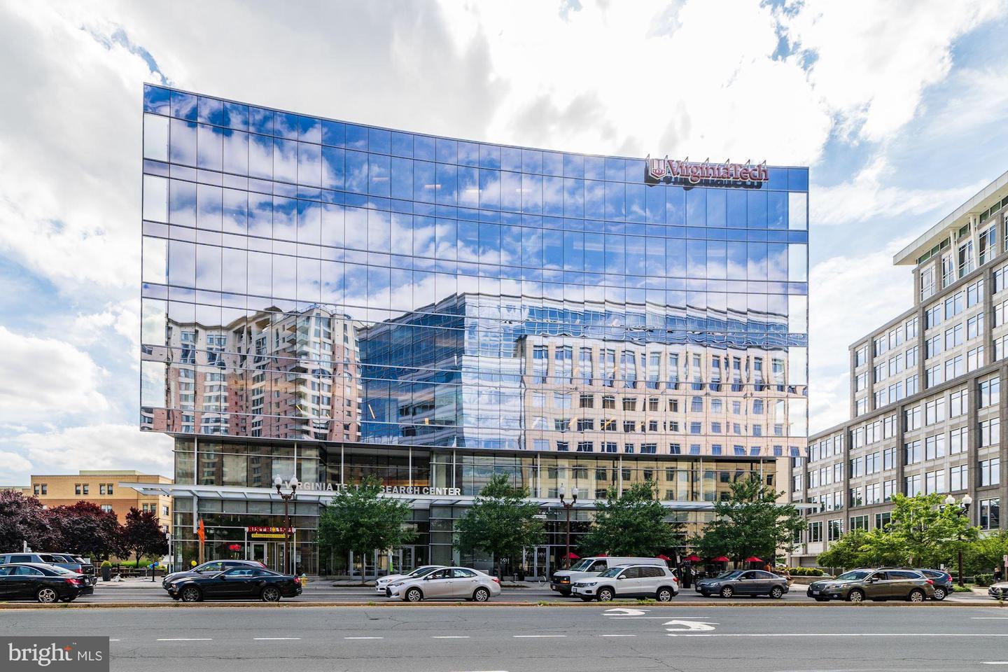 4141 N HENDERSON RD #213, ARLINGTON, Virginia 22203, 1 Bedroom Bedrooms, ,1 BathroomBathrooms,Residential,For sale,4141 N HENDERSON RD #213,VAAR2057868 MLS # VAAR2057868