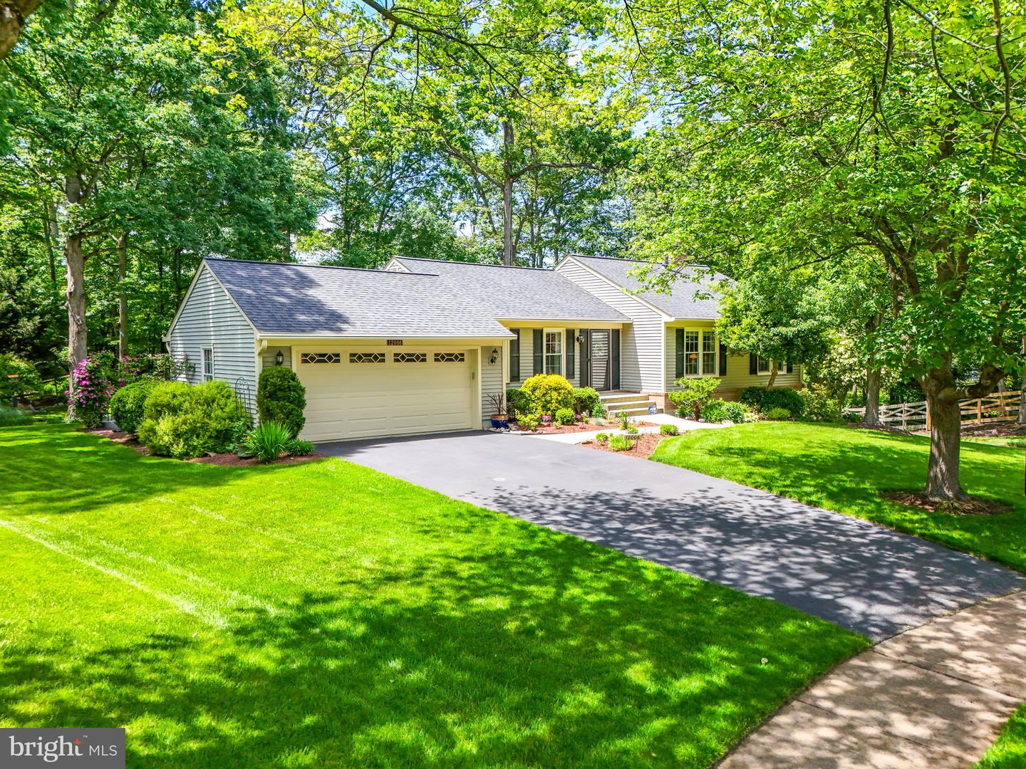 12006 PEBBLE BROOKE CT, WOODBRIDGE, Virginia 22192, 4 Bedrooms Bedrooms, ,2 BathroomsBathrooms,Residential,For sale,12006 PEBBLE BROOKE CT,VAPW2095258 MLS # VAPW2095258