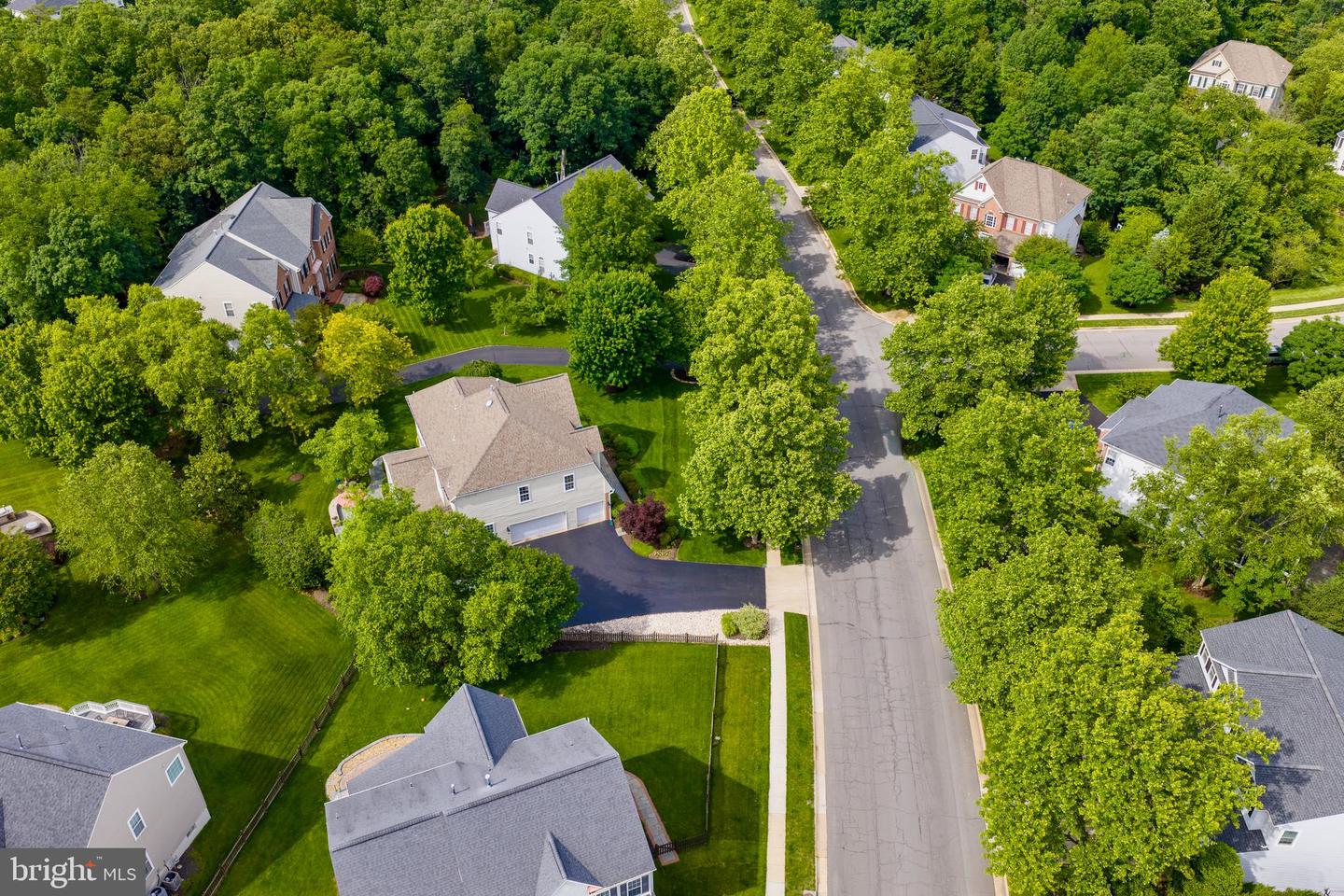 21381 CHICKACOAN TRAIL DR, BROADLANDS, Virginia 20148, 4 Bedrooms Bedrooms, ,4 BathroomsBathrooms,Residential,For sale,21381 CHICKACOAN TRAIL DR,VALO2097438 MLS # VALO2097438
