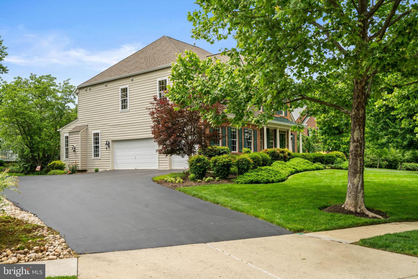 21381 CHICKACOAN TRAIL DR, BROADLANDS, Virginia 20148, 4 Bedrooms Bedrooms, ,4 BathroomsBathrooms,Residential,For sale,21381 CHICKACOAN TRAIL DR,VALO2097438 MLS # VALO2097438