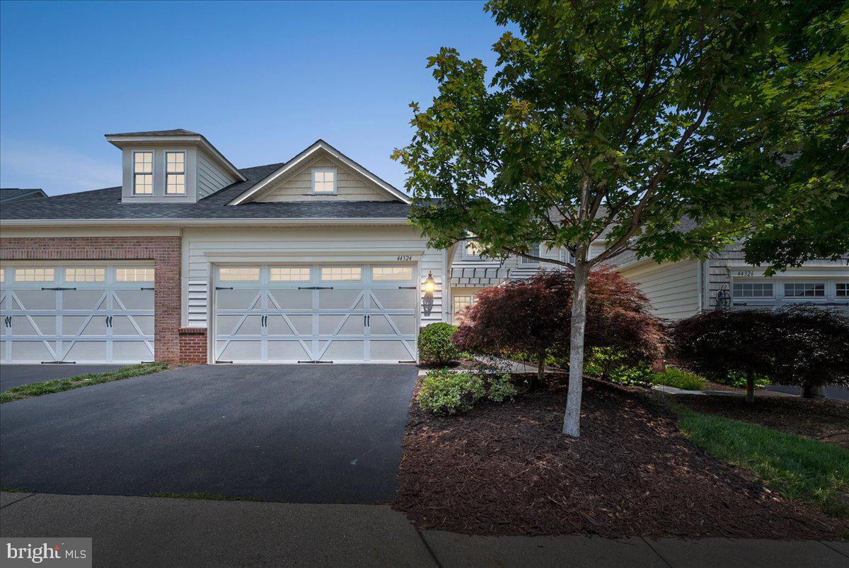 44324 STABLEFORD SQ, ASHBURN, Virginia 20147, 2 Bedrooms Bedrooms, ,2 BathroomsBathrooms,Residential,For sale,44324 STABLEFORD SQ,VALO2097624 MLS # VALO2097624