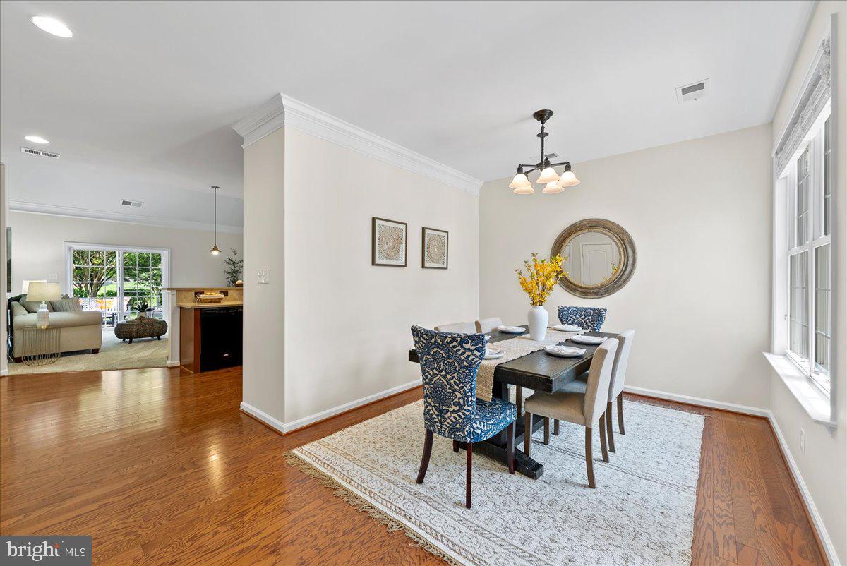 44324 STABLEFORD SQ, ASHBURN, Virginia 20147, 2 Bedrooms Bedrooms, ,2 BathroomsBathrooms,Residential,For sale,44324 STABLEFORD SQ,VALO2097624 MLS # VALO2097624