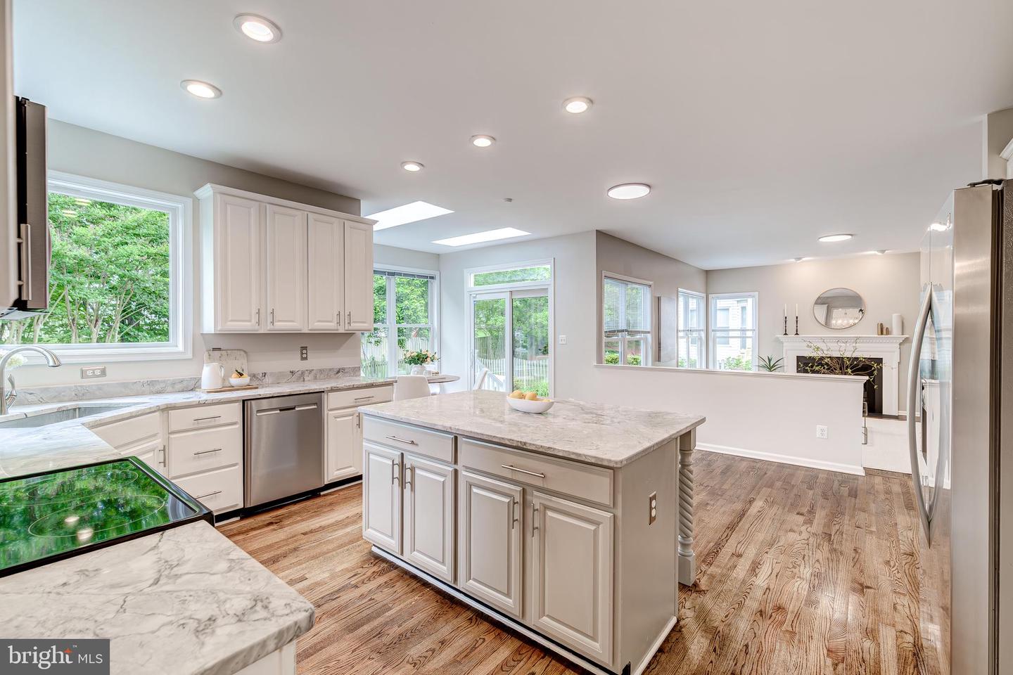 5107 DOYLE LN, CENTREVILLE, Virginia 20120, 4 Bedrooms Bedrooms, ,3 BathroomsBathrooms,Residential,For sale,5107 DOYLE LN,VAFX2242874 MLS # VAFX2242874