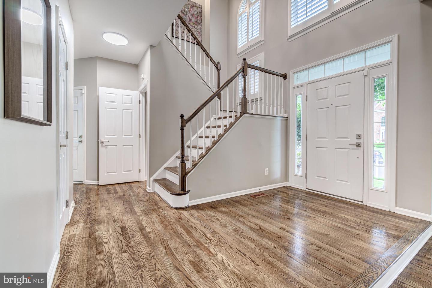5107 DOYLE LN, CENTREVILLE, Virginia 20120, 4 Bedrooms Bedrooms, ,3 BathroomsBathrooms,Residential,For sale,5107 DOYLE LN,VAFX2242874 MLS # VAFX2242874