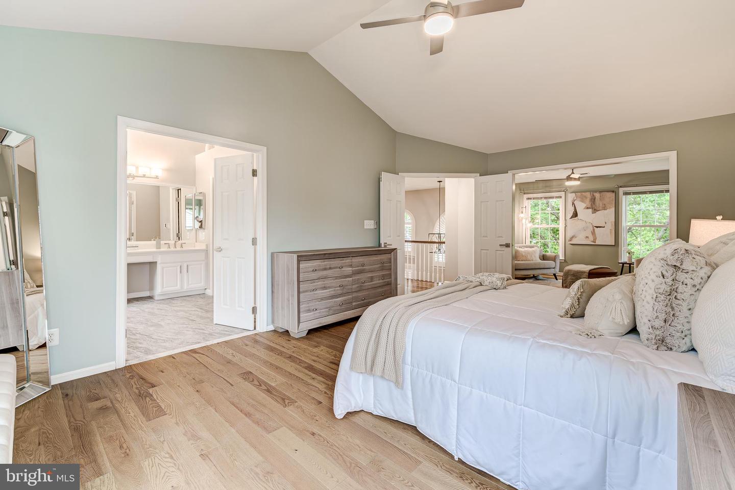 5107 DOYLE LN, CENTREVILLE, Virginia 20120, 4 Bedrooms Bedrooms, ,3 BathroomsBathrooms,Residential,For sale,5107 DOYLE LN,VAFX2242874 MLS # VAFX2242874