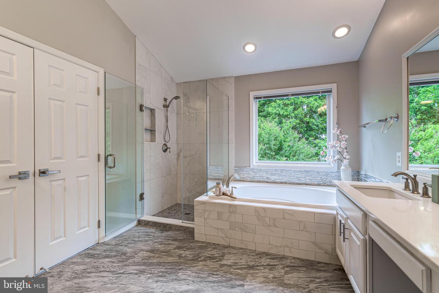 5107 DOYLE LN, CENTREVILLE, Virginia 20120, 4 Bedrooms Bedrooms, ,3 BathroomsBathrooms,Residential,For sale,5107 DOYLE LN,VAFX2242874 MLS # VAFX2242874