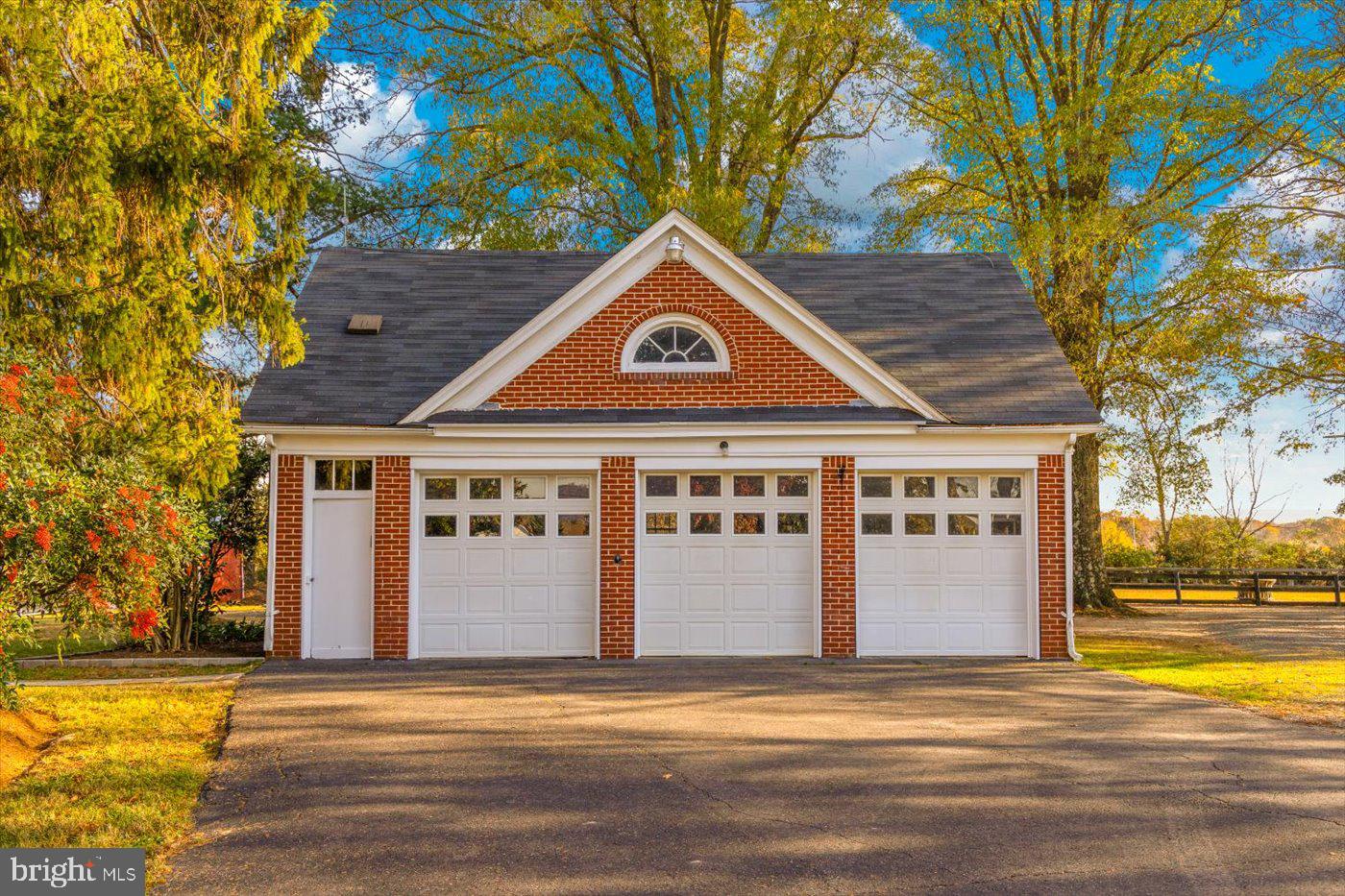 23494 VILLAGE RD, UNIONVILLE, Virginia 22567, 6 Bedrooms Bedrooms, ,4 BathroomsBathrooms,Residential,For sale,23494 VILLAGE RD,VAOR2009744 MLS # VAOR2009744