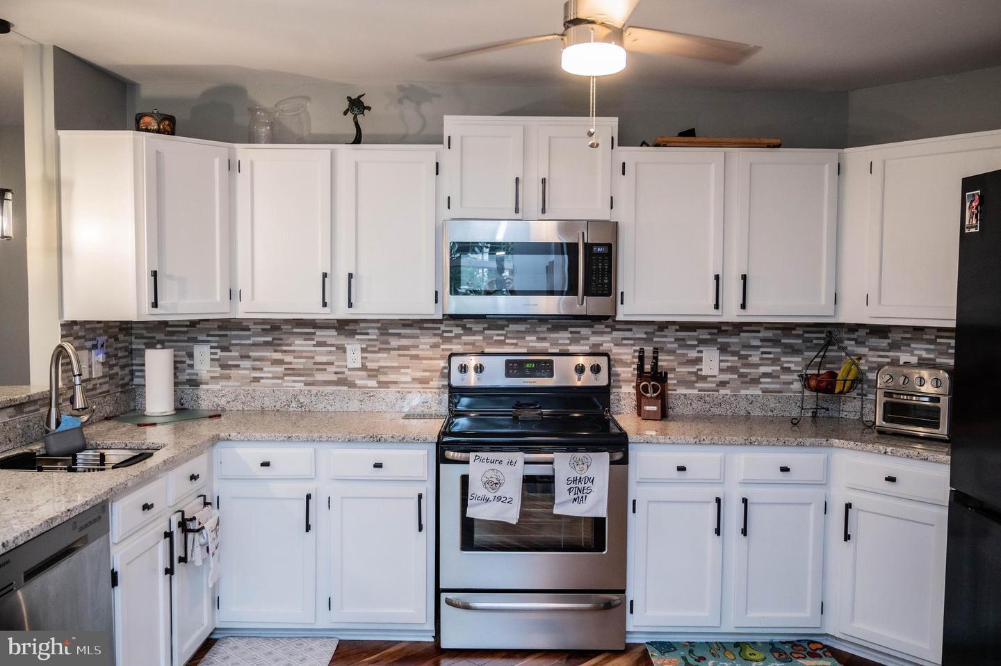 9348 AMARYLLIS AVE, MANASSAS, Virginia 20110, 5 Bedrooms Bedrooms, ,2 BathroomsBathrooms,Residential,For sale,9348 AMARYLLIS AVE,VAMN2008384 MLS # VAMN2008384
