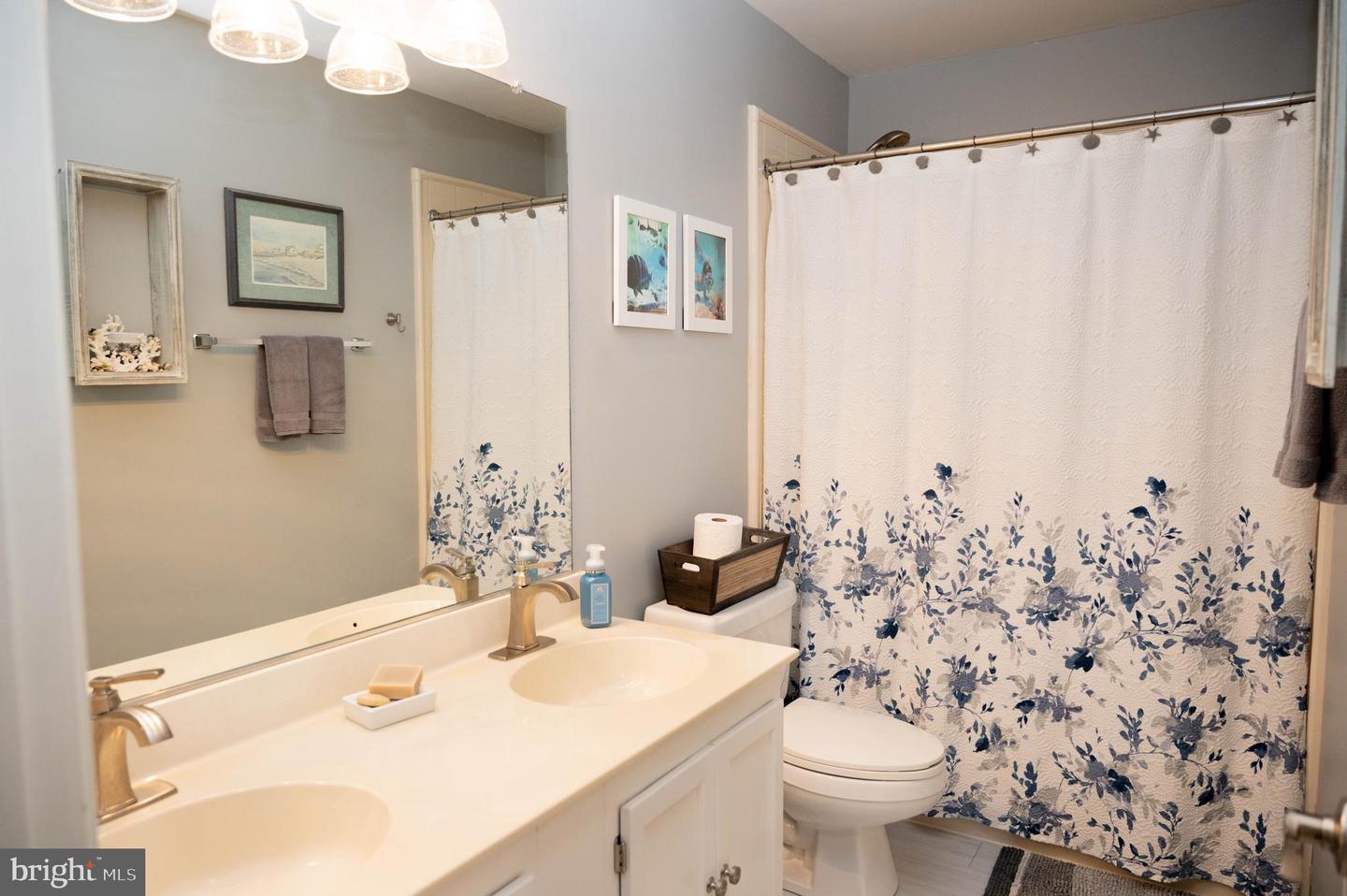 9348 AMARYLLIS AVE, MANASSAS, Virginia 20110, 5 Bedrooms Bedrooms, ,2 BathroomsBathrooms,Residential,For sale,9348 AMARYLLIS AVE,VAMN2008384 MLS # VAMN2008384