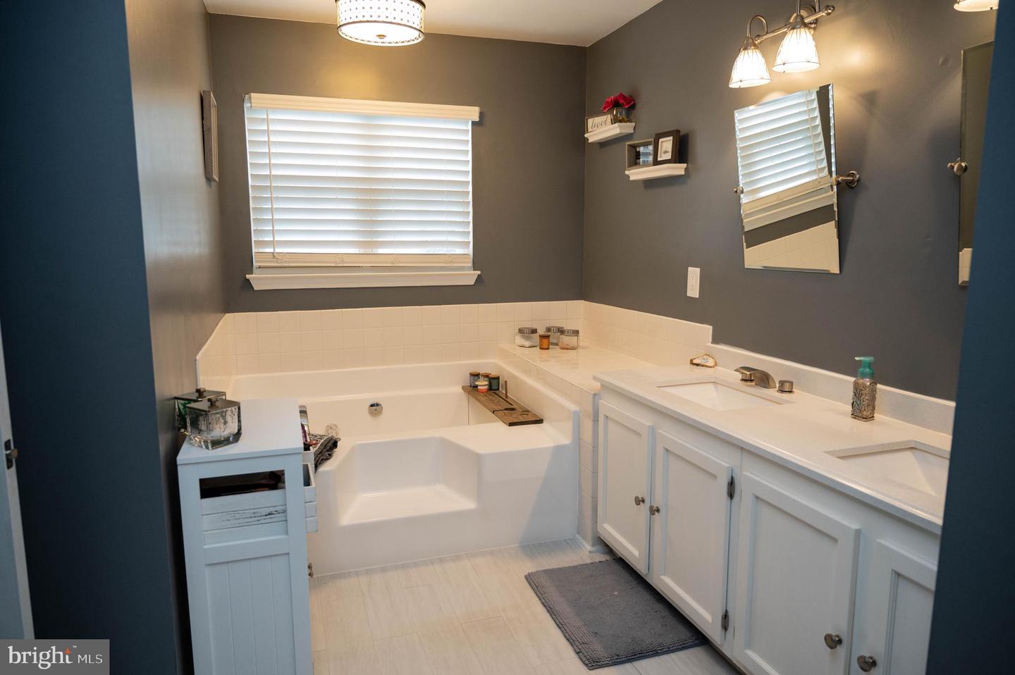 9348 AMARYLLIS AVE, MANASSAS, Virginia 20110, 5 Bedrooms Bedrooms, ,2 BathroomsBathrooms,Residential,For sale,9348 AMARYLLIS AVE,VAMN2008384 MLS # VAMN2008384