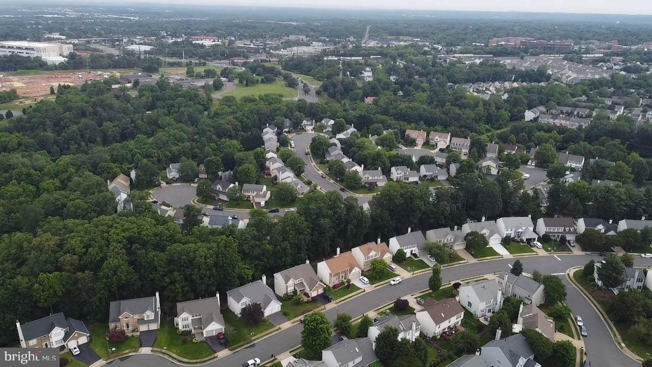 9348 AMARYLLIS AVE, MANASSAS, Virginia 20110, 5 Bedrooms Bedrooms, ,2 BathroomsBathrooms,Residential,For sale,9348 AMARYLLIS AVE,VAMN2008384 MLS # VAMN2008384