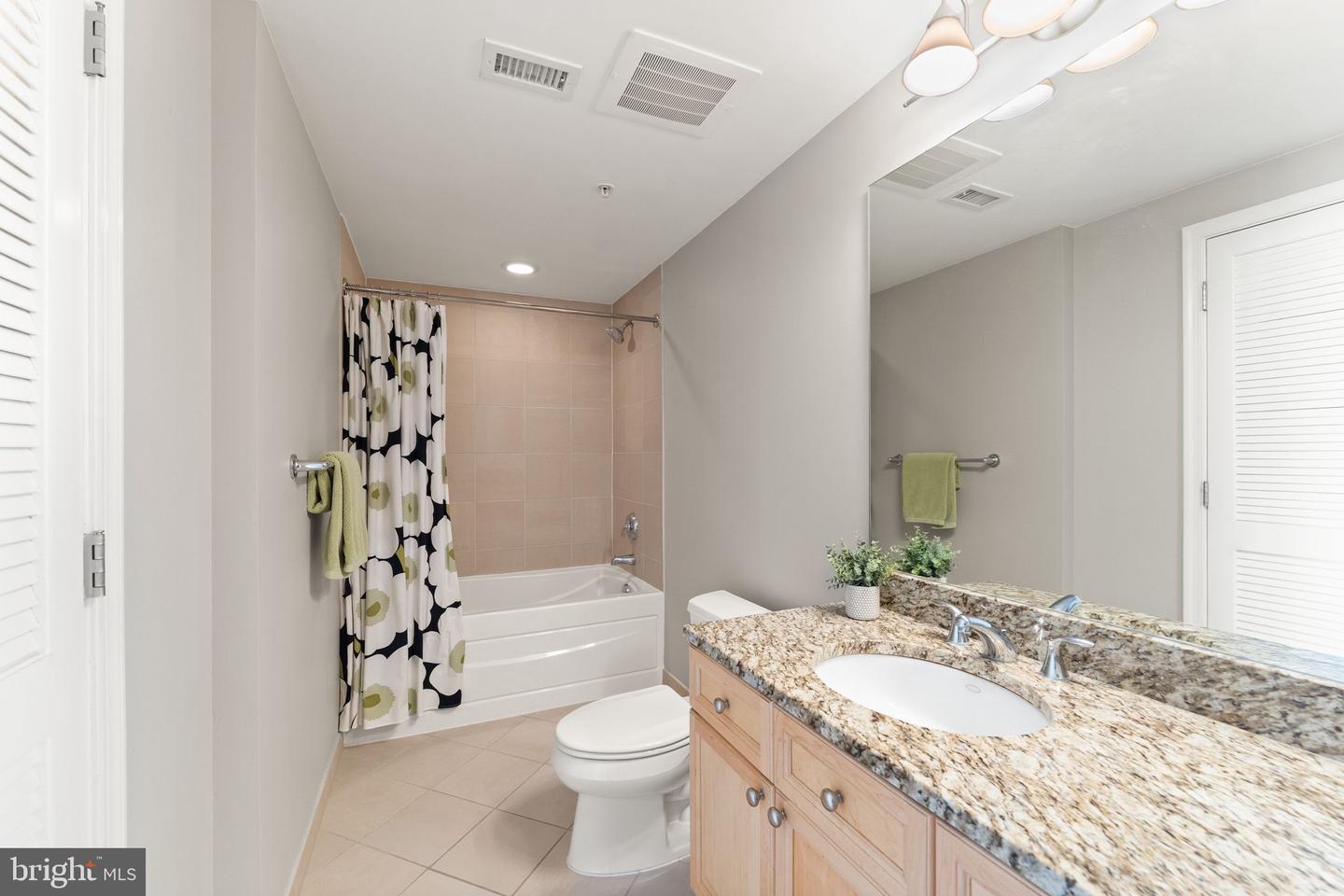 11990 MARKET ST #701, RESTON, Virginia 20190, 2 Bedrooms Bedrooms, ,2 BathroomsBathrooms,Residential,For sale,11990 MARKET ST #701,VAFX2242742 MLS # VAFX2242742