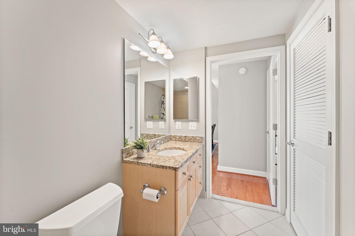 11990 MARKET ST #701, RESTON, Virginia 20190, 2 Bedrooms Bedrooms, ,2 BathroomsBathrooms,Residential,For sale,11990 MARKET ST #701,VAFX2242742 MLS # VAFX2242742