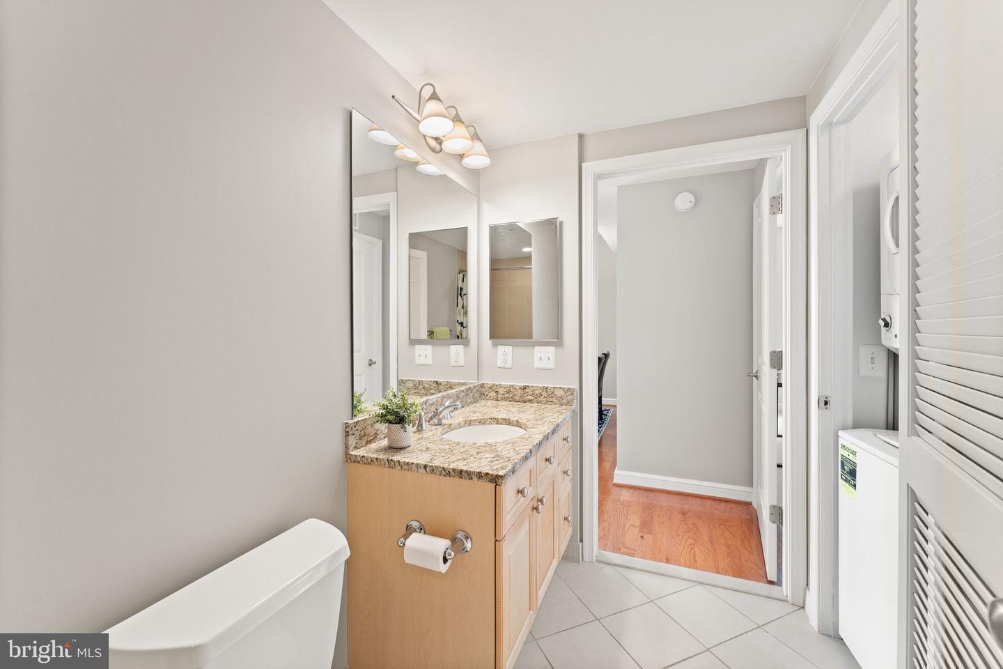 11990 MARKET ST #701, RESTON, Virginia 20190, 2 Bedrooms Bedrooms, ,2 BathroomsBathrooms,Residential,For sale,11990 MARKET ST #701,VAFX2242742 MLS # VAFX2242742