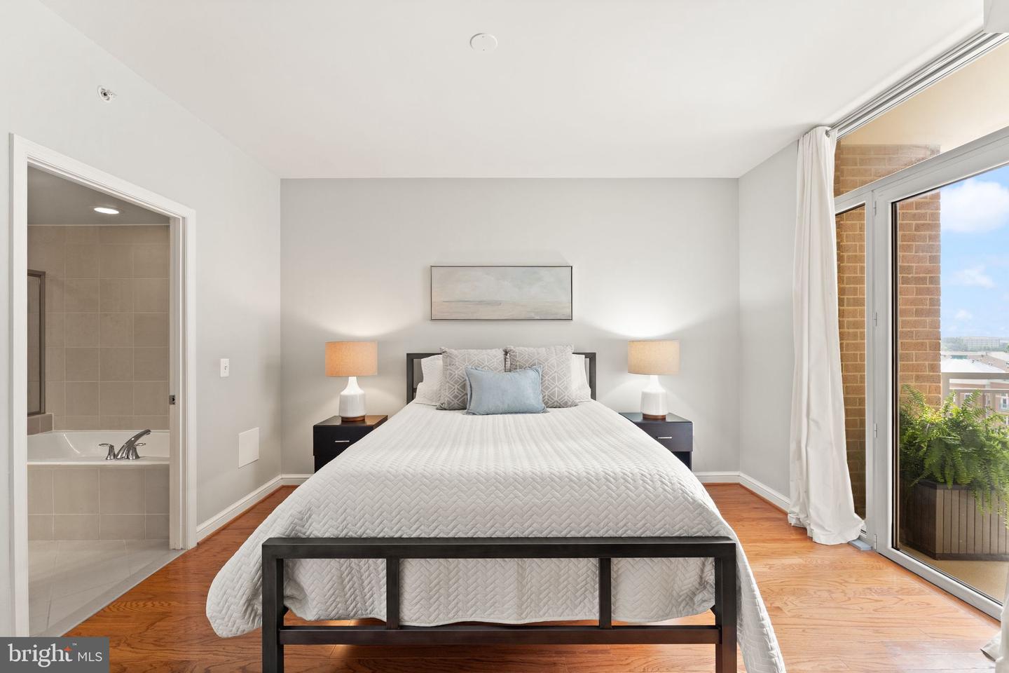 11990 MARKET ST #701, RESTON, Virginia 20190, 2 Bedrooms Bedrooms, ,2 BathroomsBathrooms,Residential,For sale,11990 MARKET ST #701,VAFX2242742 MLS # VAFX2242742