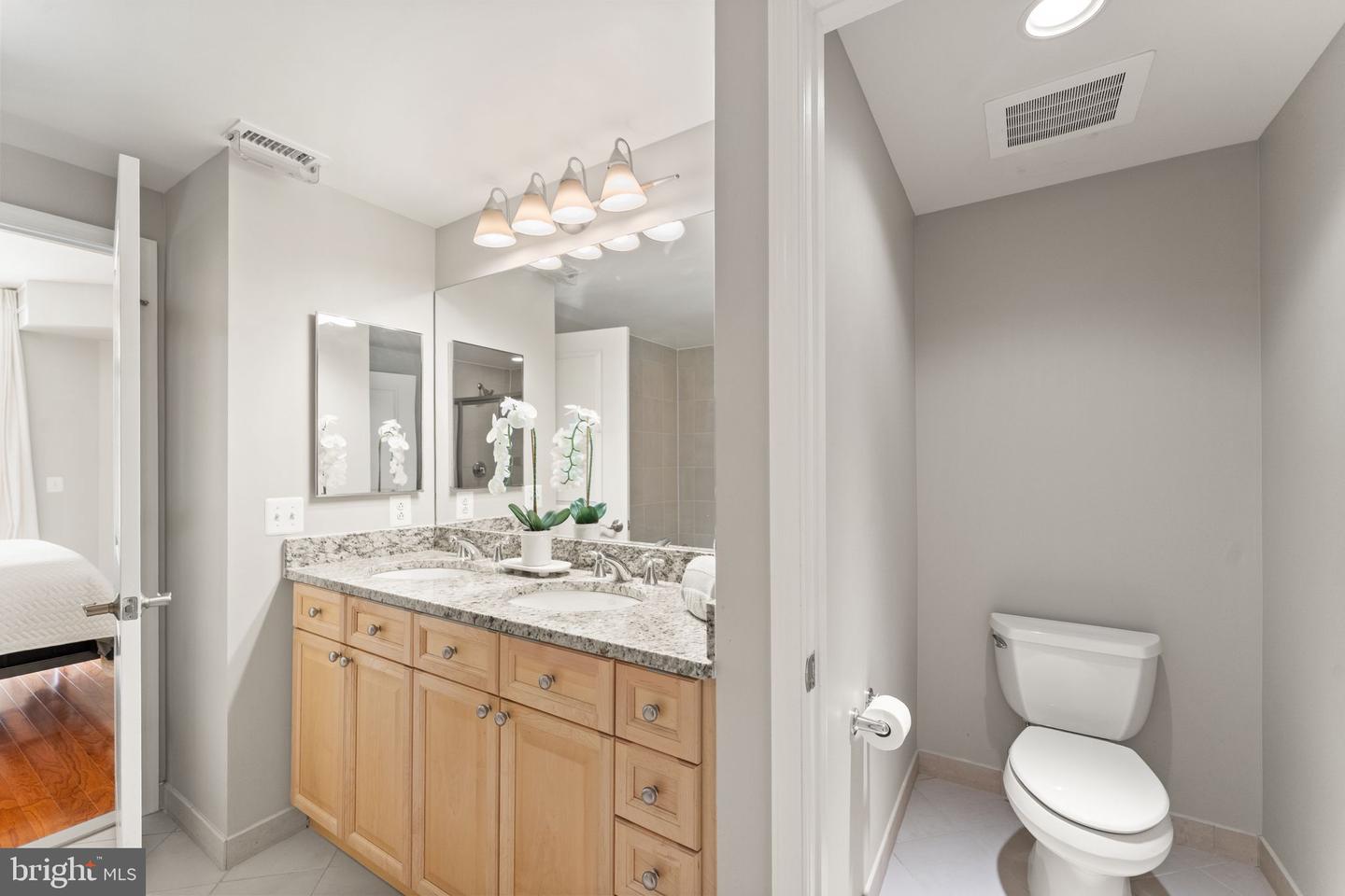 11990 MARKET ST #701, RESTON, Virginia 20190, 2 Bedrooms Bedrooms, ,2 BathroomsBathrooms,Residential,For sale,11990 MARKET ST #701,VAFX2242742 MLS # VAFX2242742