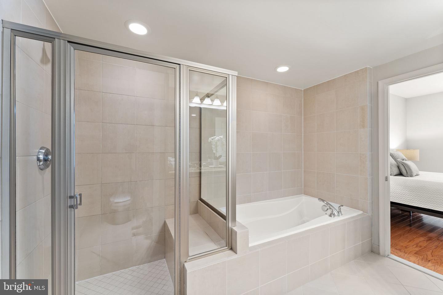 11990 MARKET ST #701, RESTON, Virginia 20190, 2 Bedrooms Bedrooms, ,2 BathroomsBathrooms,Residential,For sale,11990 MARKET ST #701,VAFX2242742 MLS # VAFX2242742