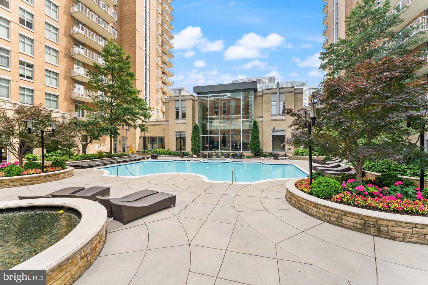 11990 MARKET ST #701, RESTON, Virginia 20190, 2 Bedrooms Bedrooms, ,2 BathroomsBathrooms,Residential,For sale,11990 MARKET ST #701,VAFX2242742 MLS # VAFX2242742
