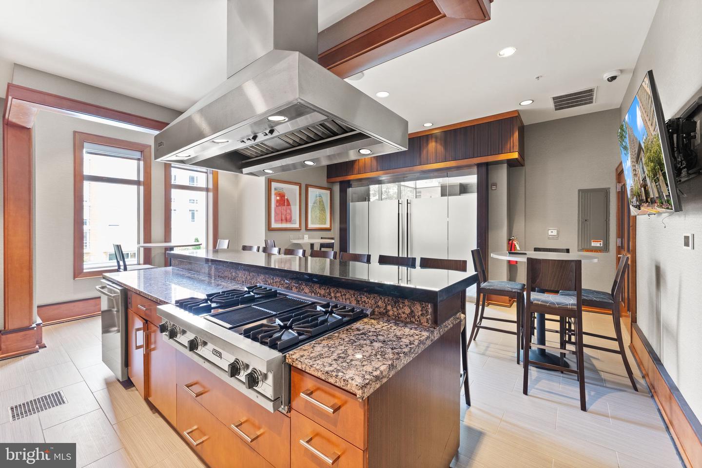 11990 MARKET ST #701, RESTON, Virginia 20190, 2 Bedrooms Bedrooms, ,2 BathroomsBathrooms,Residential,For sale,11990 MARKET ST #701,VAFX2242742 MLS # VAFX2242742