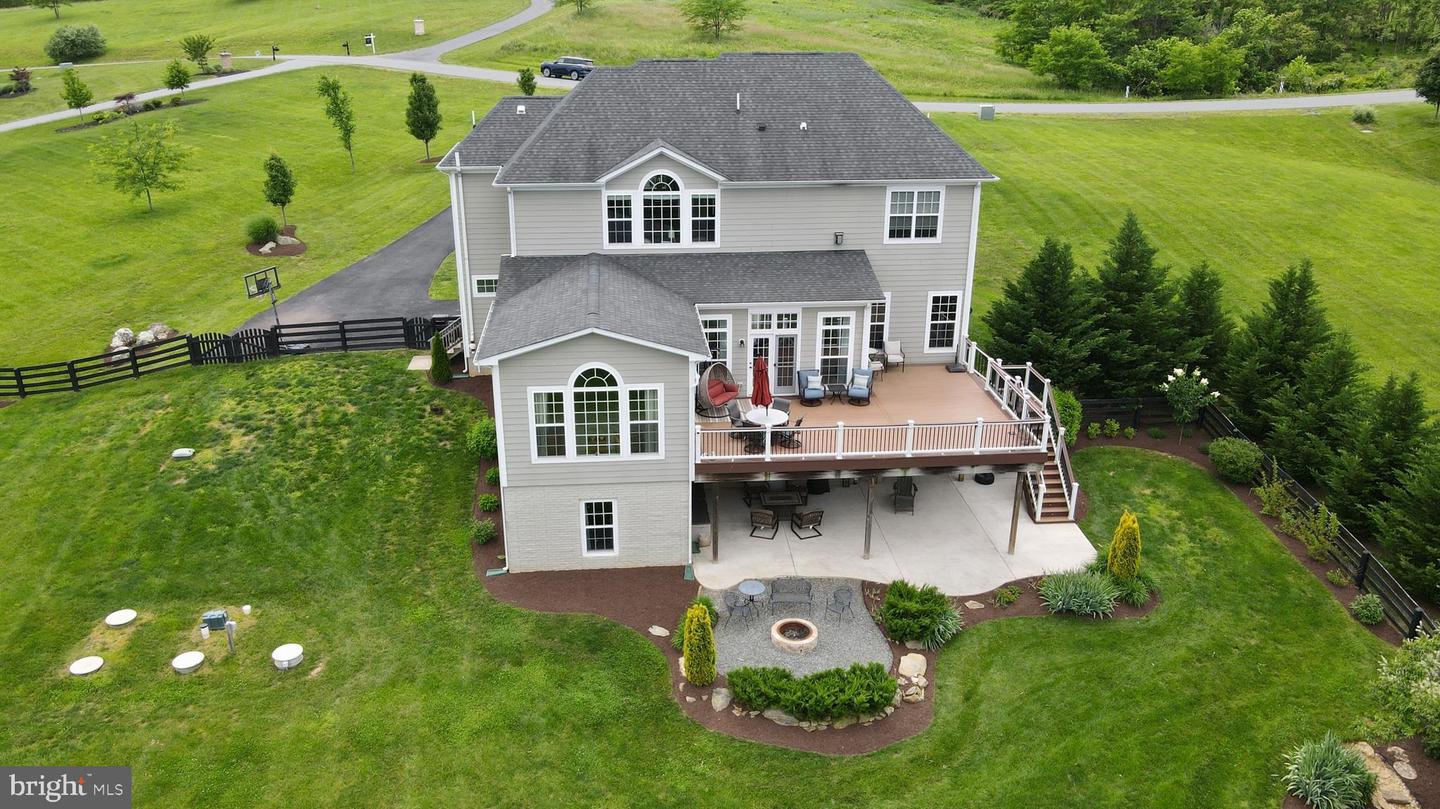 18604 WILD RASPBERRY DR, PURCELLVILLE, Virginia 20132, 5 Bedrooms Bedrooms, ,3 BathroomsBathrooms,Residential,For sale,18604 WILD RASPBERRY DR,VALO2097630 MLS # VALO2097630