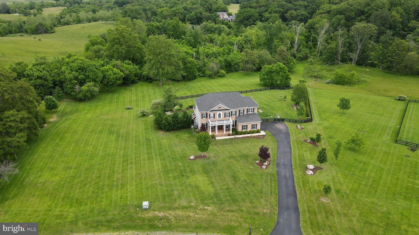 18604 WILD RASPBERRY DR, PURCELLVILLE, Virginia 20132, 5 Bedrooms Bedrooms, ,3 BathroomsBathrooms,Residential,For sale,18604 WILD RASPBERRY DR,VALO2097630 MLS # VALO2097630