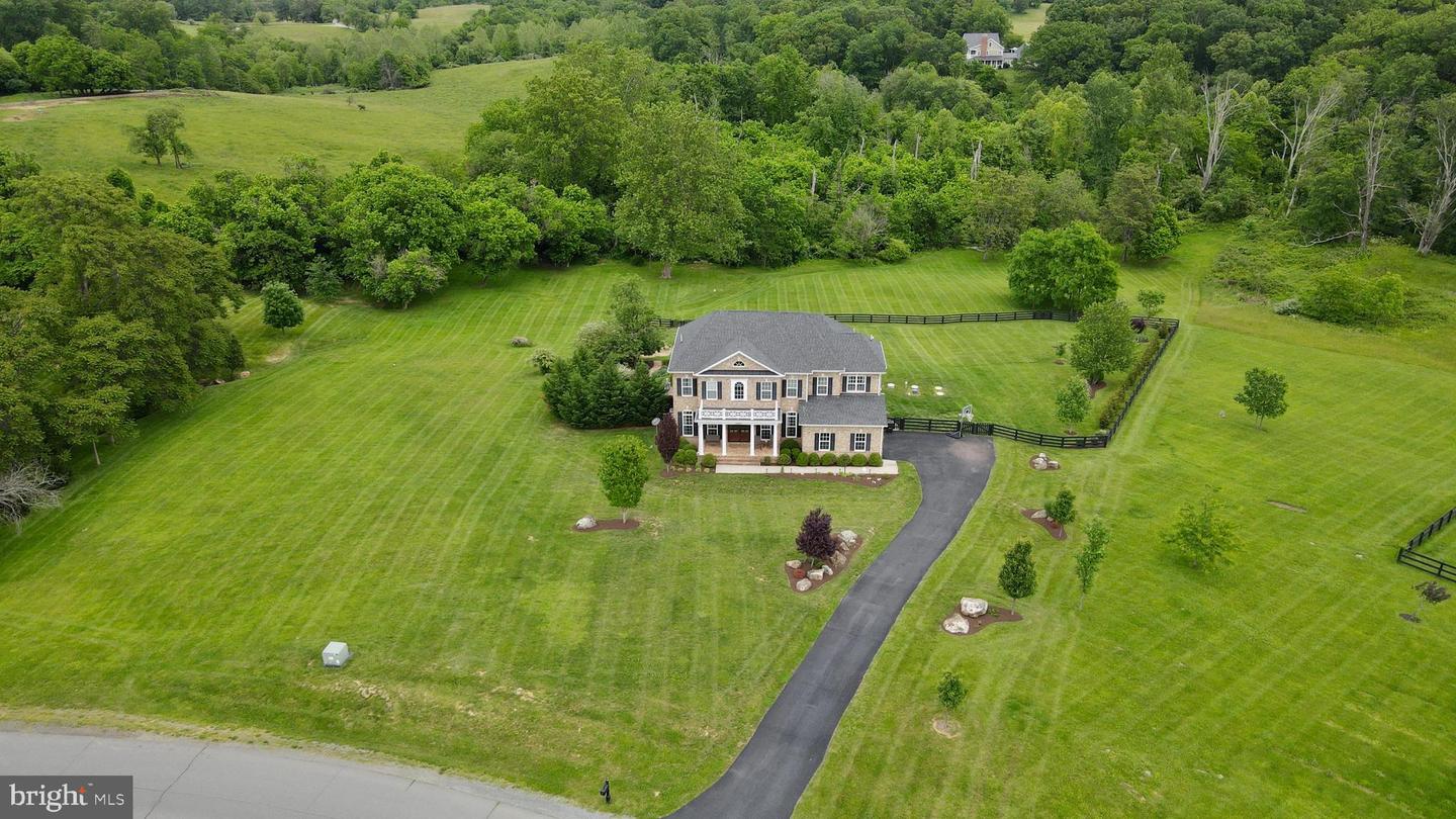 18604 WILD RASPBERRY DR, PURCELLVILLE, Virginia 20132, 5 Bedrooms Bedrooms, ,3 BathroomsBathrooms,Residential,For sale,18604 WILD RASPBERRY DR,VALO2097630 MLS # VALO2097630