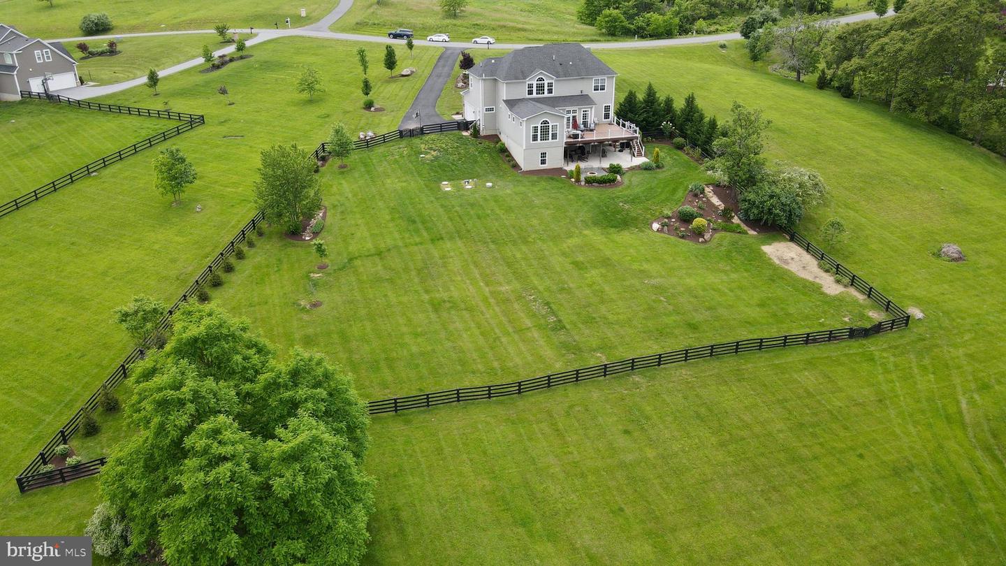 18604 WILD RASPBERRY DR, PURCELLVILLE, Virginia 20132, 5 Bedrooms Bedrooms, ,3 BathroomsBathrooms,Residential,For sale,18604 WILD RASPBERRY DR,VALO2097630 MLS # VALO2097630