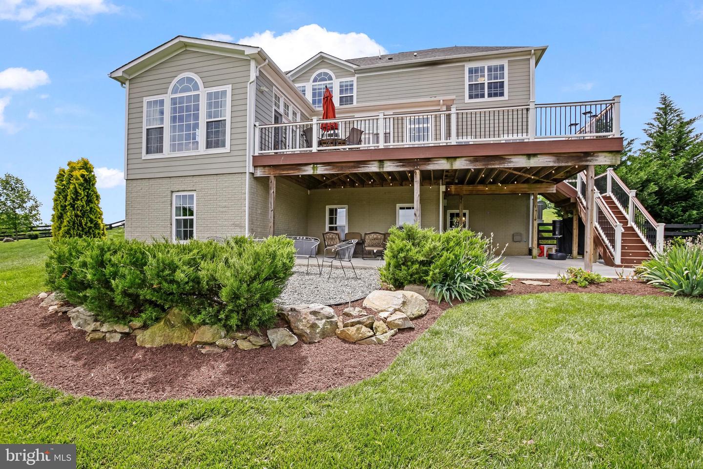 18604 WILD RASPBERRY DR, PURCELLVILLE, Virginia 20132, 5 Bedrooms Bedrooms, ,3 BathroomsBathrooms,Residential,For sale,18604 WILD RASPBERRY DR,VALO2097630 MLS # VALO2097630