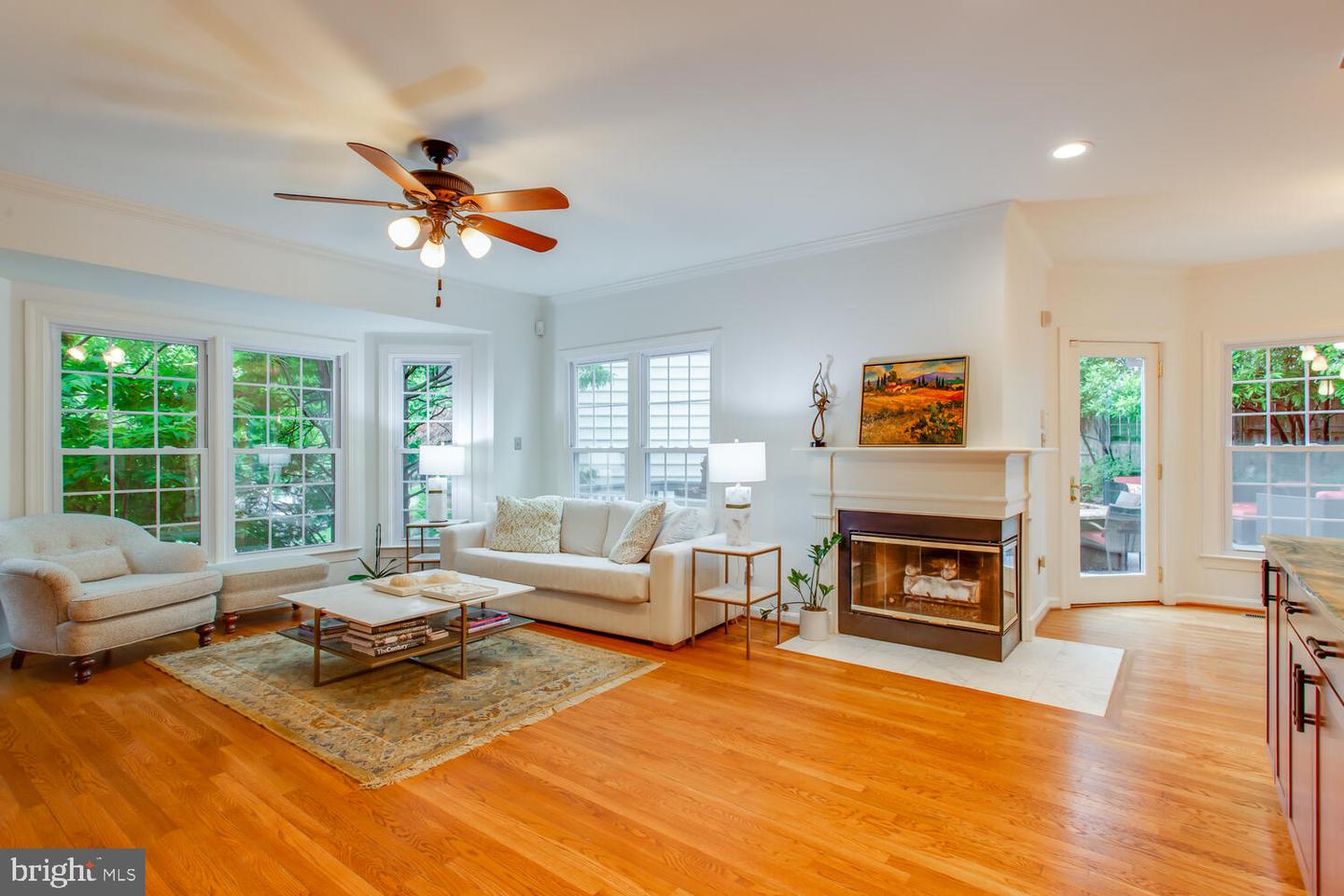 1201 DARTMOUTH RD, ALEXANDRIA, Virginia 22314, 4 Bedrooms Bedrooms, 13 Rooms Rooms,3 BathroomsBathrooms,Residential,For sale,1201 DARTMOUTH RD,VAAX2045650 MLS # VAAX2045650