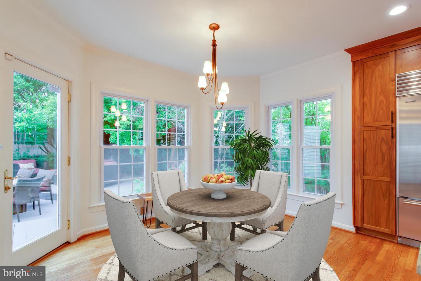 1201 DARTMOUTH RD, ALEXANDRIA, Virginia 22314, 4 Bedrooms Bedrooms, 13 Rooms Rooms,3 BathroomsBathrooms,Residential,For sale,1201 DARTMOUTH RD,VAAX2045650 MLS # VAAX2045650