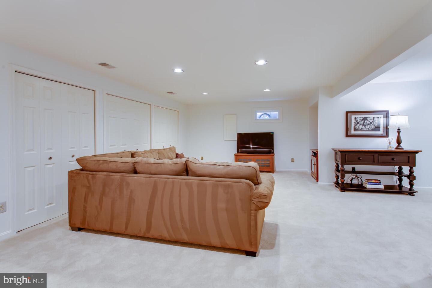 1201 DARTMOUTH RD, ALEXANDRIA, Virginia 22314, 4 Bedrooms Bedrooms, 13 Rooms Rooms,3 BathroomsBathrooms,Residential,For sale,1201 DARTMOUTH RD,VAAX2045650 MLS # VAAX2045650