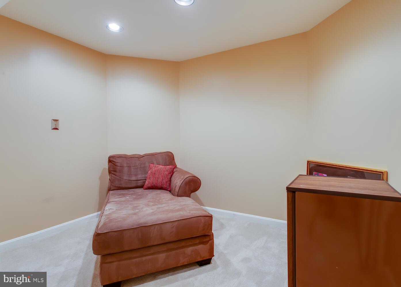 1201 DARTMOUTH RD, ALEXANDRIA, Virginia 22314, 4 Bedrooms Bedrooms, 13 Rooms Rooms,3 BathroomsBathrooms,Residential,For sale,1201 DARTMOUTH RD,VAAX2045650 MLS # VAAX2045650