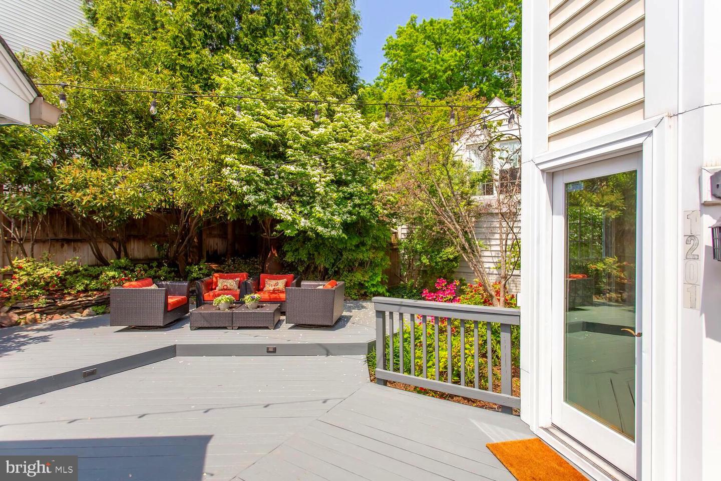 1201 DARTMOUTH RD, ALEXANDRIA, Virginia 22314, 4 Bedrooms Bedrooms, 13 Rooms Rooms,3 BathroomsBathrooms,Residential,For sale,1201 DARTMOUTH RD,VAAX2045650 MLS # VAAX2045650