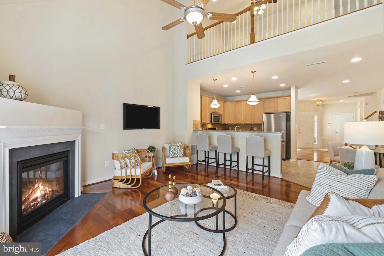 44372 SUNSET MAPLE DR, ASHBURN, Virginia 20147, 3 Bedrooms Bedrooms, ,2 BathroomsBathrooms,Residential,For sale,44372 SUNSET MAPLE DR,VALO2097602 MLS # VALO2097602