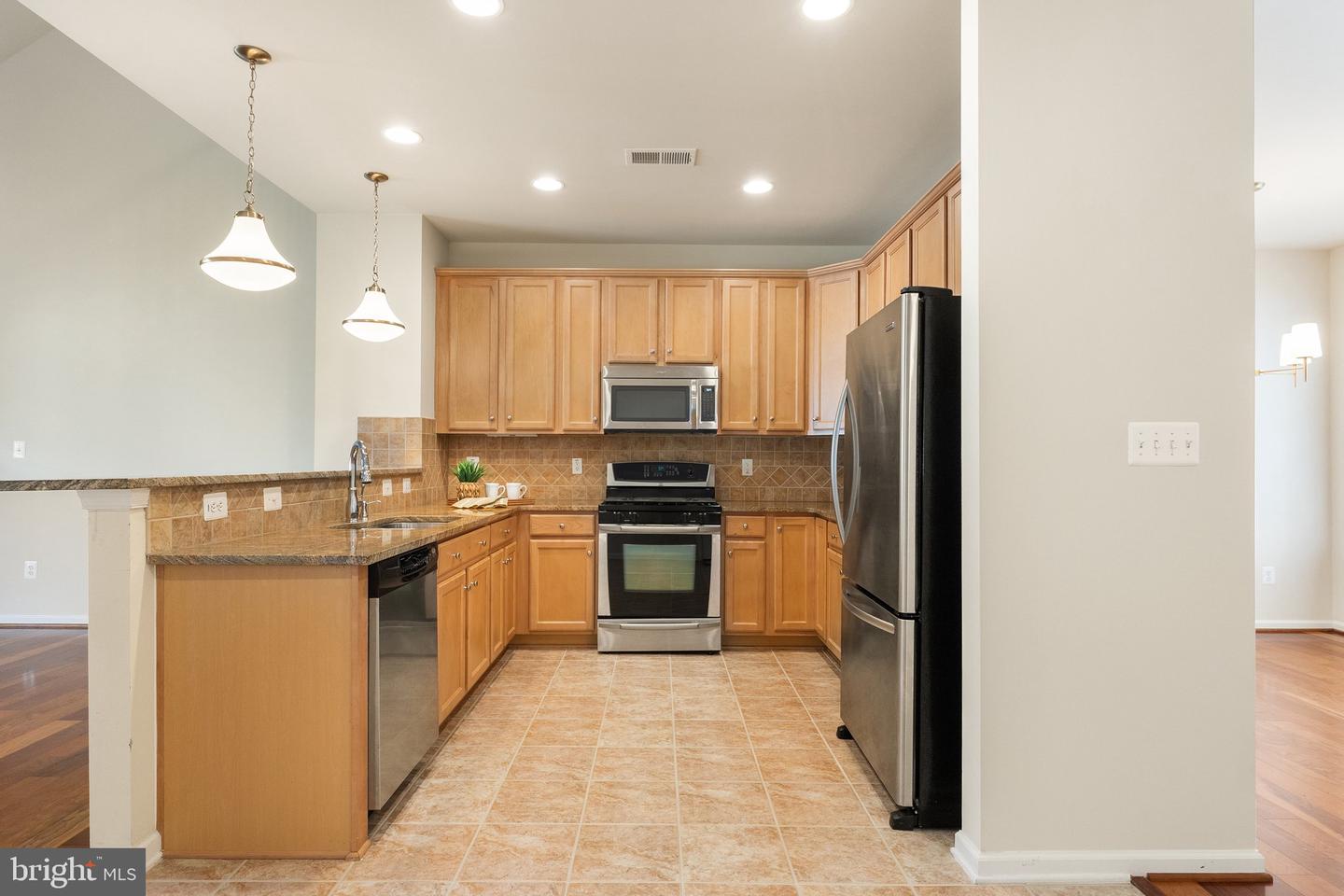44372 SUNSET MAPLE DR, ASHBURN, Virginia 20147, 3 Bedrooms Bedrooms, ,2 BathroomsBathrooms,Residential,For sale,44372 SUNSET MAPLE DR,VALO2097602 MLS # VALO2097602