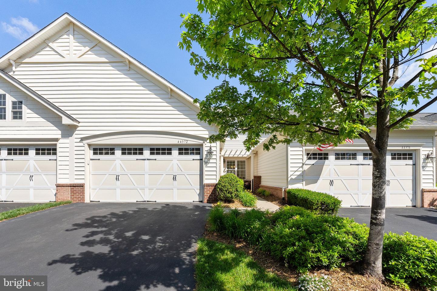 44372 SUNSET MAPLE DR, ASHBURN, Virginia 20147, 3 Bedrooms Bedrooms, ,2 BathroomsBathrooms,Residential,For sale,44372 SUNSET MAPLE DR,VALO2097602 MLS # VALO2097602