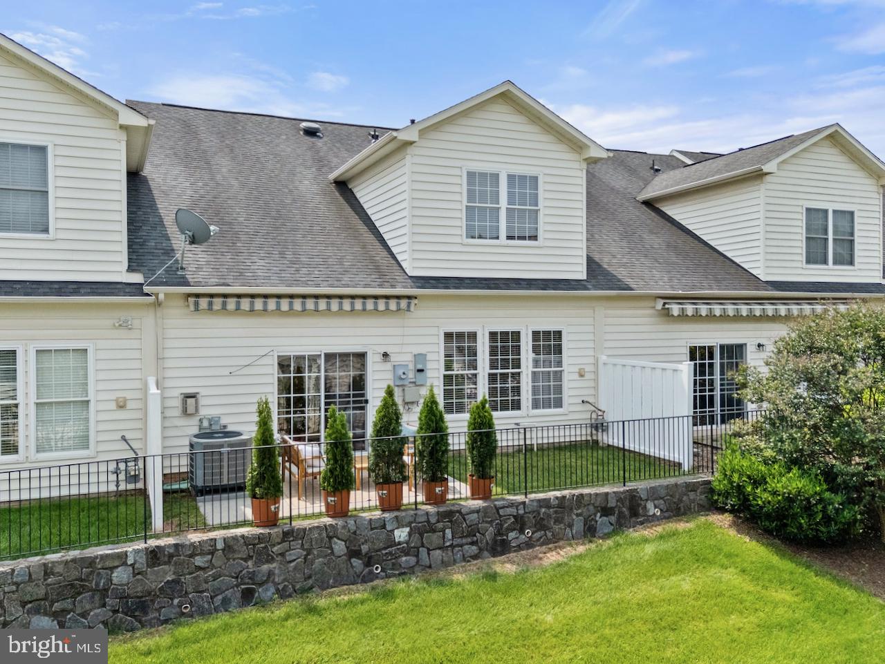 44372 SUNSET MAPLE DR, ASHBURN, Virginia 20147, 3 Bedrooms Bedrooms, ,2 BathroomsBathrooms,Residential,For sale,44372 SUNSET MAPLE DR,VALO2097602 MLS # VALO2097602