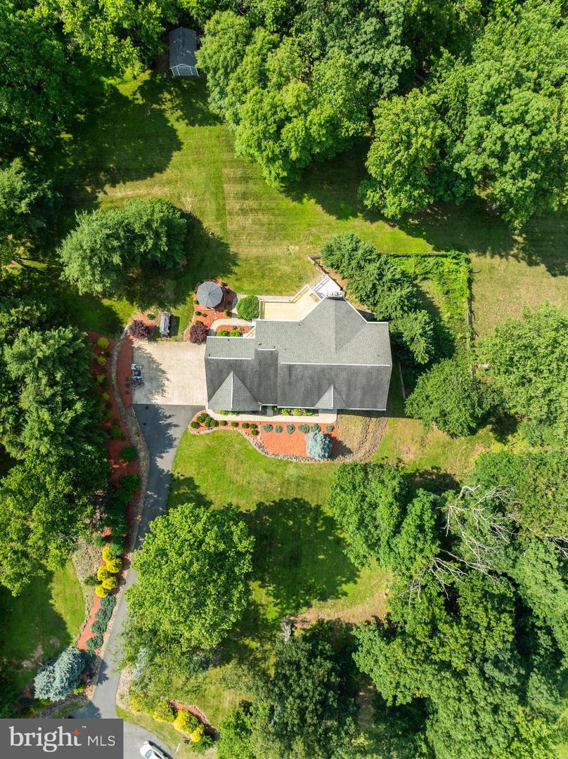 34905 GIDNEY CT, ROUND HILL, Virginia 20141, 6 Bedrooms Bedrooms, ,4 BathroomsBathrooms,Residential,For sale,34905 GIDNEY CT,VALO2097622 MLS # VALO2097622