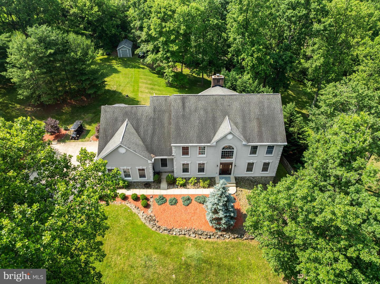 34905 GIDNEY CT, ROUND HILL, Virginia 20141, 6 Bedrooms Bedrooms, ,4 BathroomsBathrooms,Residential,For sale,34905 GIDNEY CT,VALO2097622 MLS # VALO2097622