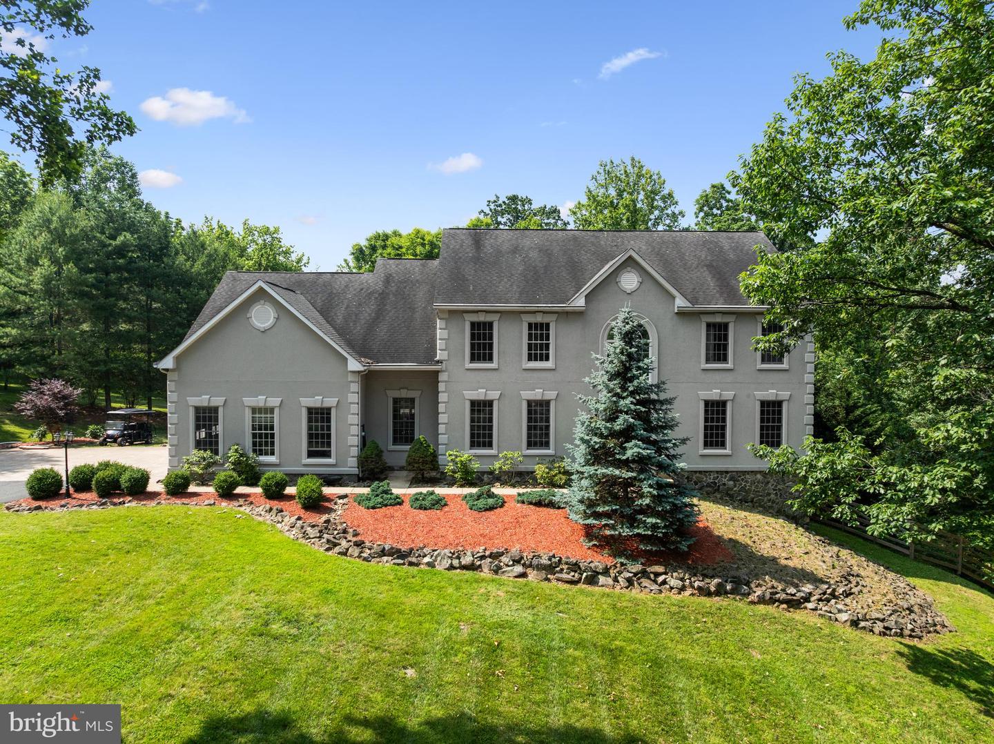 34905 GIDNEY CT, ROUND HILL, Virginia 20141, 6 Bedrooms Bedrooms, ,4 BathroomsBathrooms,Residential,For sale,34905 GIDNEY CT,VALO2097622 MLS # VALO2097622