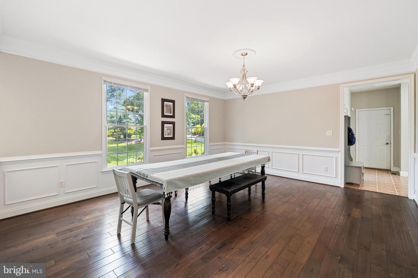 34905 GIDNEY CT, ROUND HILL, Virginia 20141, 6 Bedrooms Bedrooms, ,4 BathroomsBathrooms,Residential,For sale,34905 GIDNEY CT,VALO2097622 MLS # VALO2097622