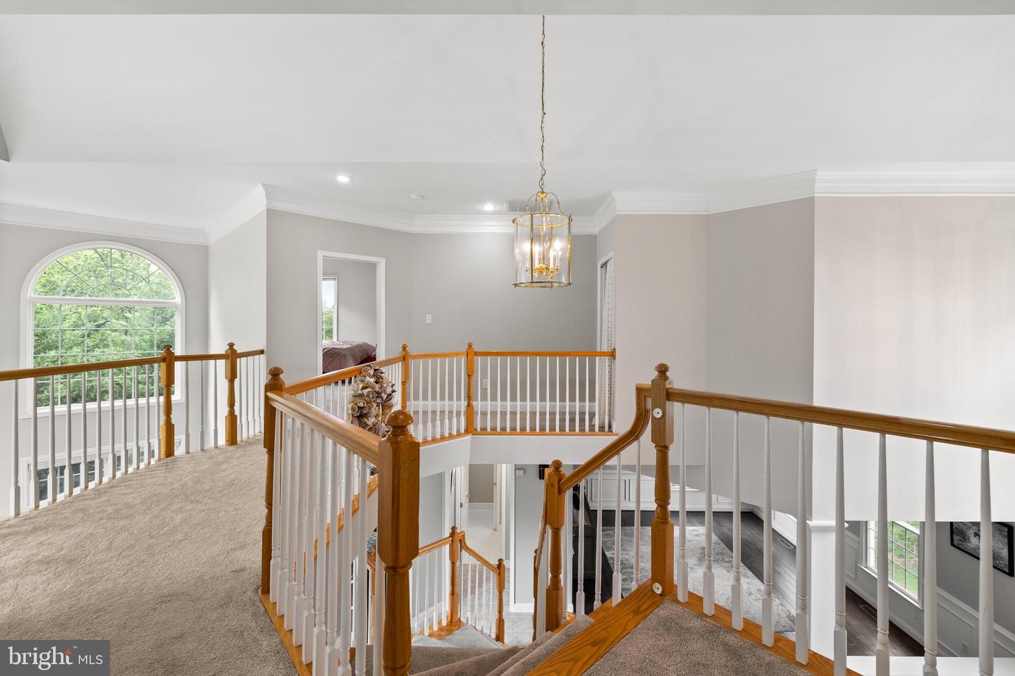 34905 GIDNEY CT, ROUND HILL, Virginia 20141, 6 Bedrooms Bedrooms, ,4 BathroomsBathrooms,Residential,For sale,34905 GIDNEY CT,VALO2097622 MLS # VALO2097622