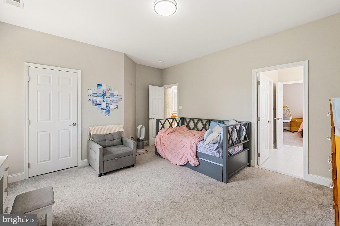34905 GIDNEY CT, ROUND HILL, Virginia 20141, 6 Bedrooms Bedrooms, ,4 BathroomsBathrooms,Residential,For sale,34905 GIDNEY CT,VALO2097622 MLS # VALO2097622