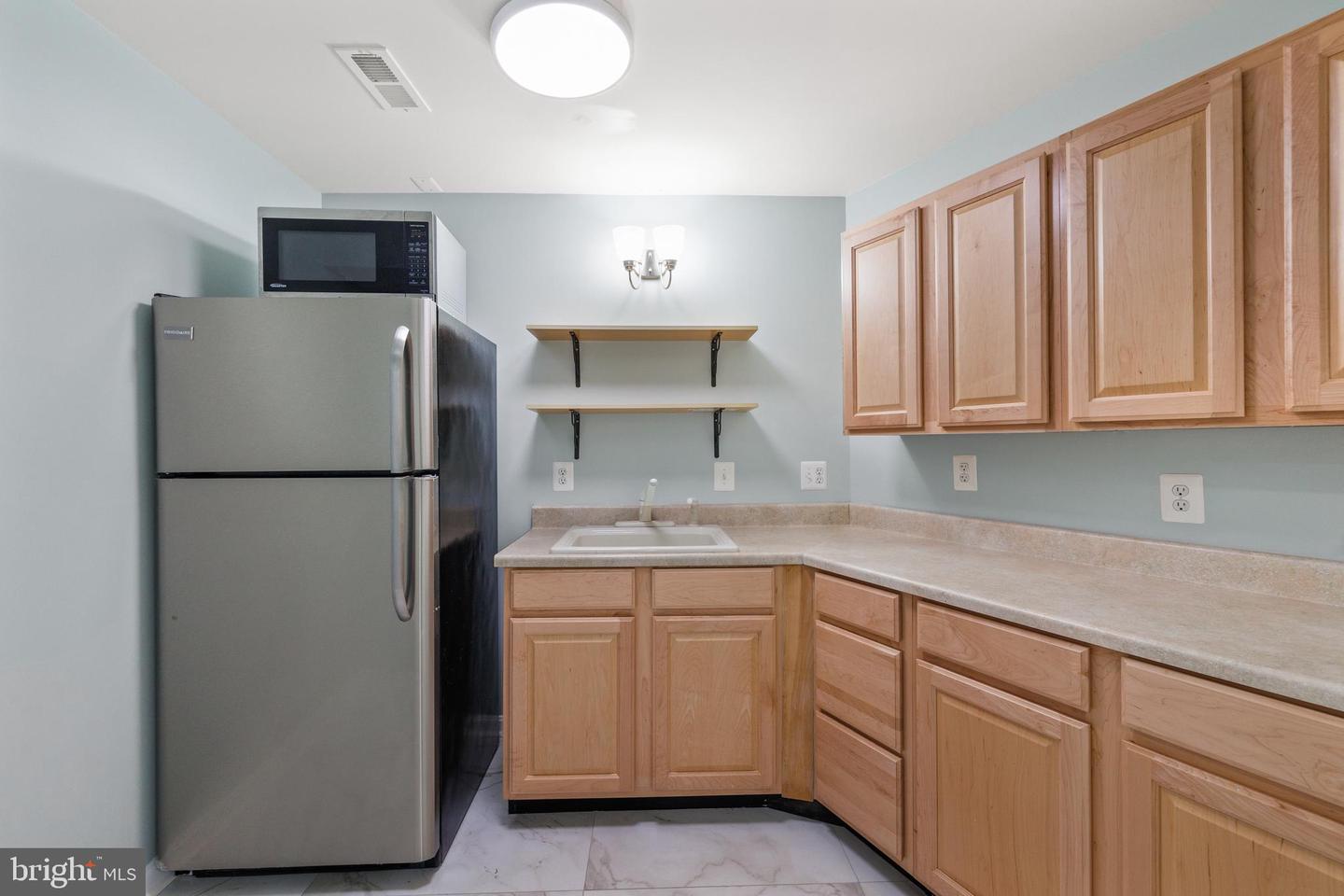 34905 GIDNEY CT, ROUND HILL, Virginia 20141, 6 Bedrooms Bedrooms, ,4 BathroomsBathrooms,Residential,For sale,34905 GIDNEY CT,VALO2097622 MLS # VALO2097622
