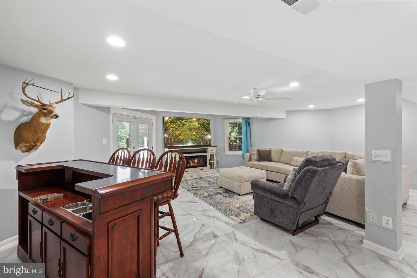34905 GIDNEY CT, ROUND HILL, Virginia 20141, 6 Bedrooms Bedrooms, ,4 BathroomsBathrooms,Residential,For sale,34905 GIDNEY CT,VALO2097622 MLS # VALO2097622