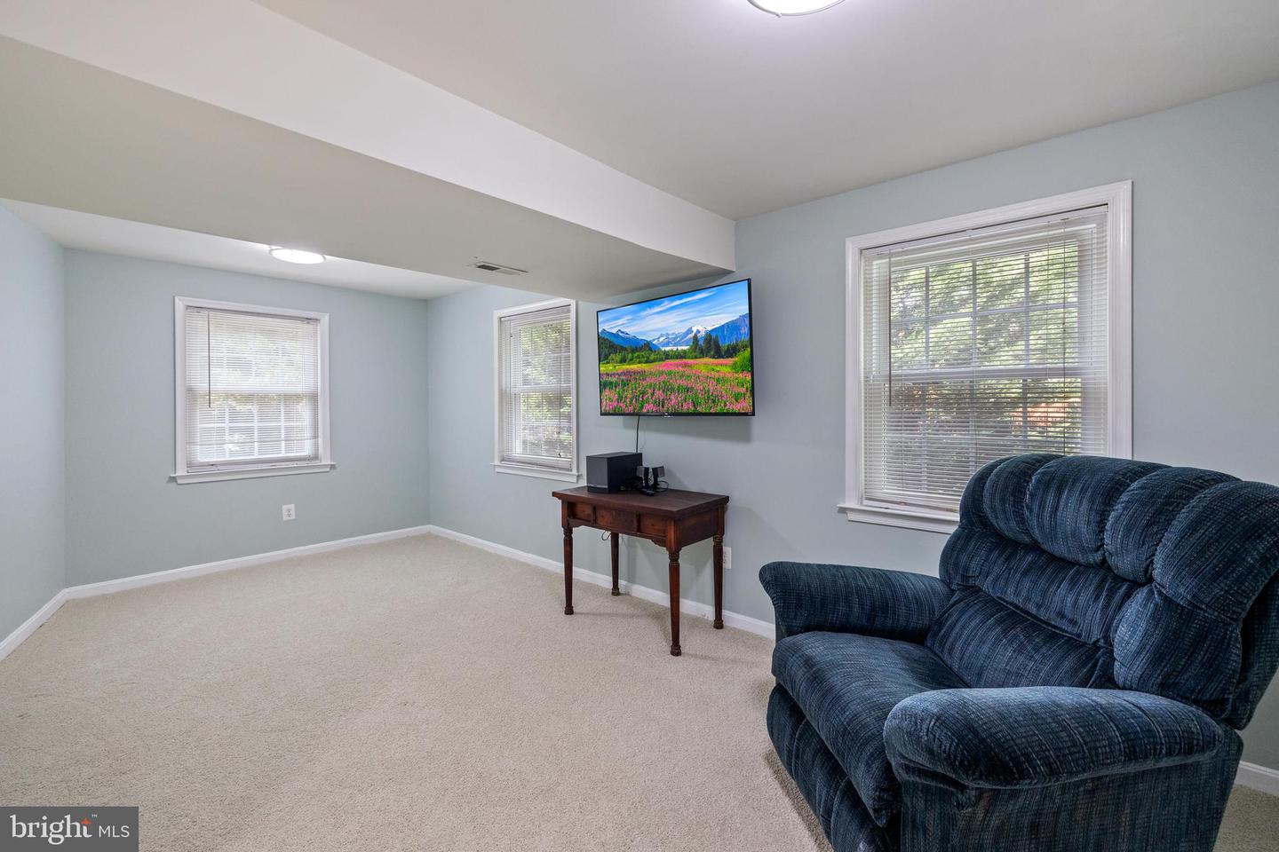 34905 GIDNEY CT, ROUND HILL, Virginia 20141, 6 Bedrooms Bedrooms, ,4 BathroomsBathrooms,Residential,For sale,34905 GIDNEY CT,VALO2097622 MLS # VALO2097622
