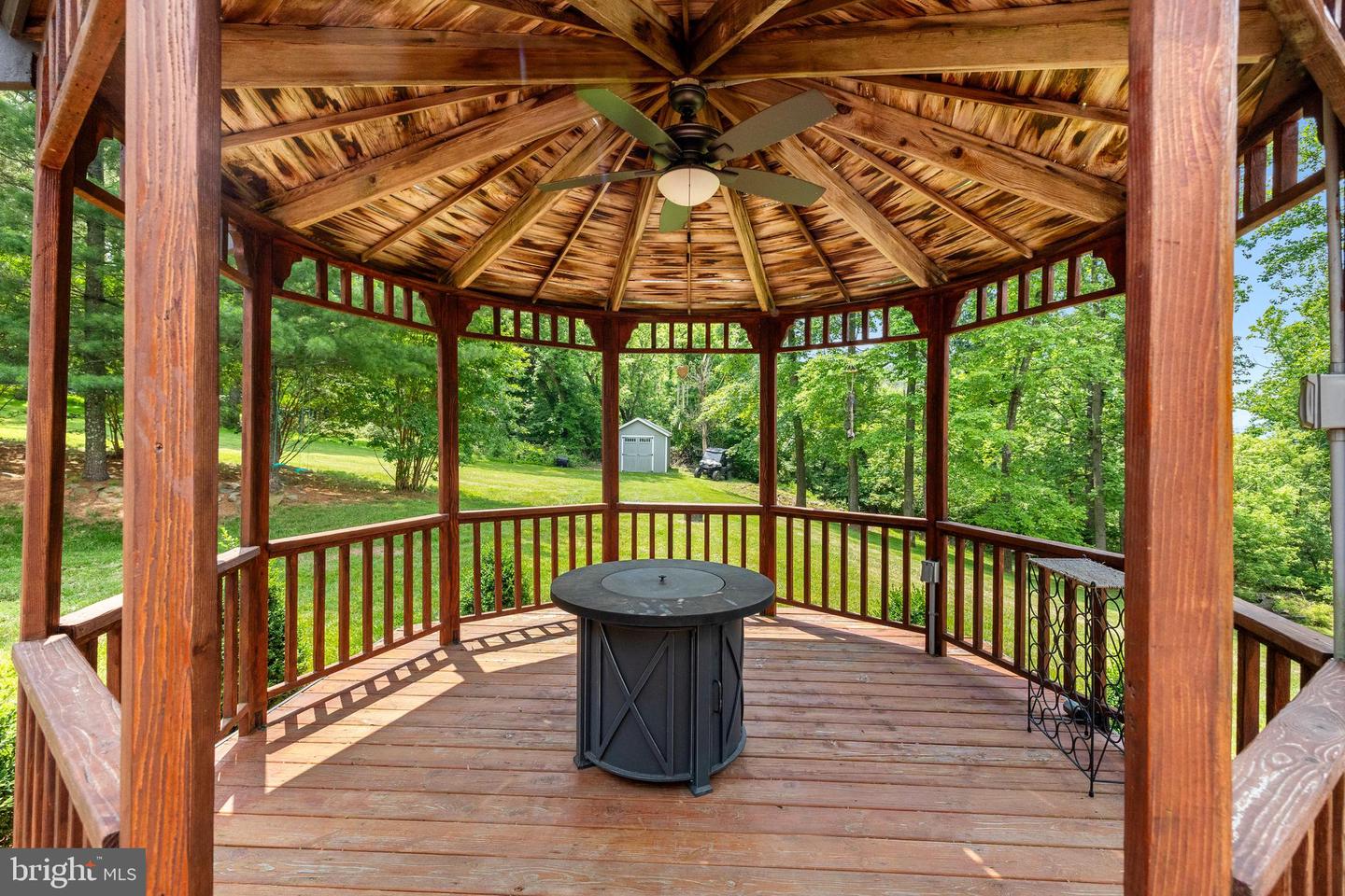 34905 GIDNEY CT, ROUND HILL, Virginia 20141, 6 Bedrooms Bedrooms, ,4 BathroomsBathrooms,Residential,For sale,34905 GIDNEY CT,VALO2097622 MLS # VALO2097622