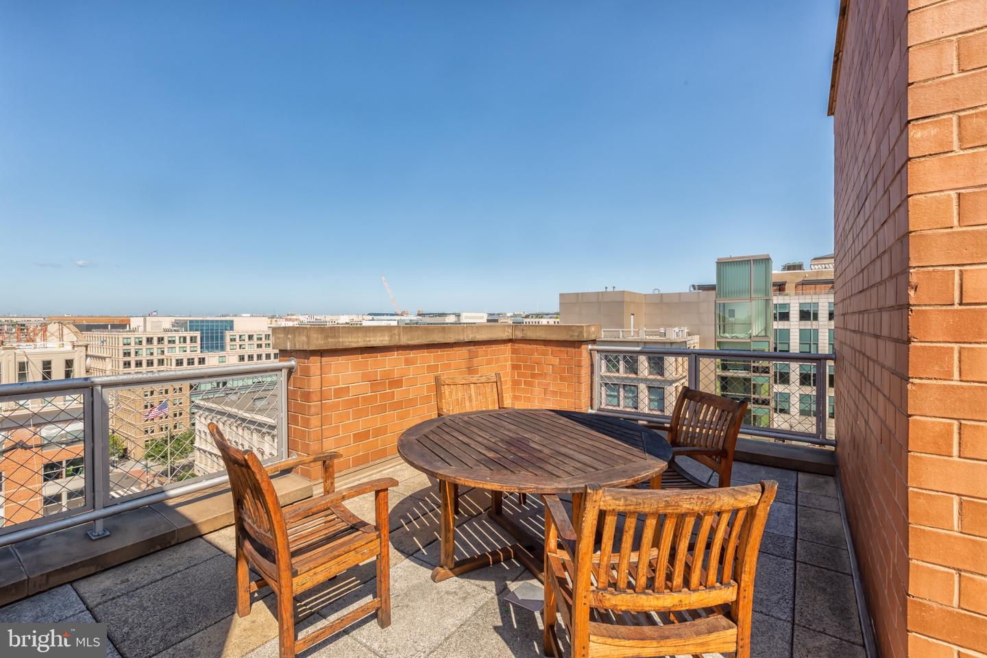 616 E ST NW #1114, WASHINGTON, District Of Columbia 20004, 2 Bedrooms Bedrooms, ,2 BathroomsBathrooms,Residential,For sale,616 E ST NW #1114,DCDC2202272 MLS # DCDC2202272