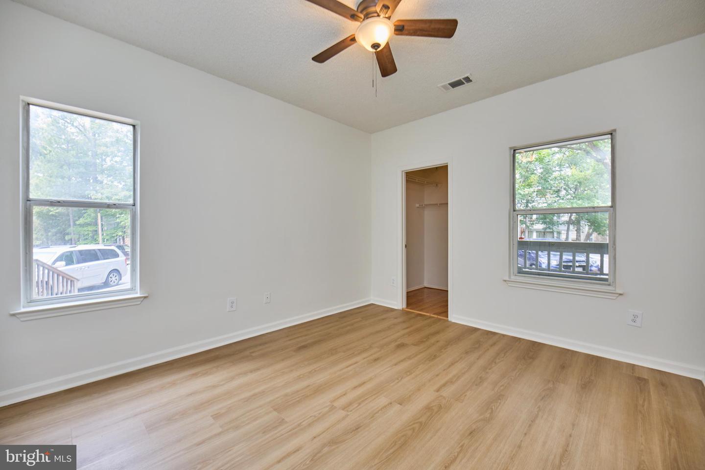 13060 AUTUMN WOODS WAY #101, FAIRFAX, Virginia 22033, 2 Bedrooms Bedrooms, ,2 BathroomsBathrooms,Residential,For sale,13060 AUTUMN WOODS WAY #101,VAFX2242934 MLS # VAFX2242934