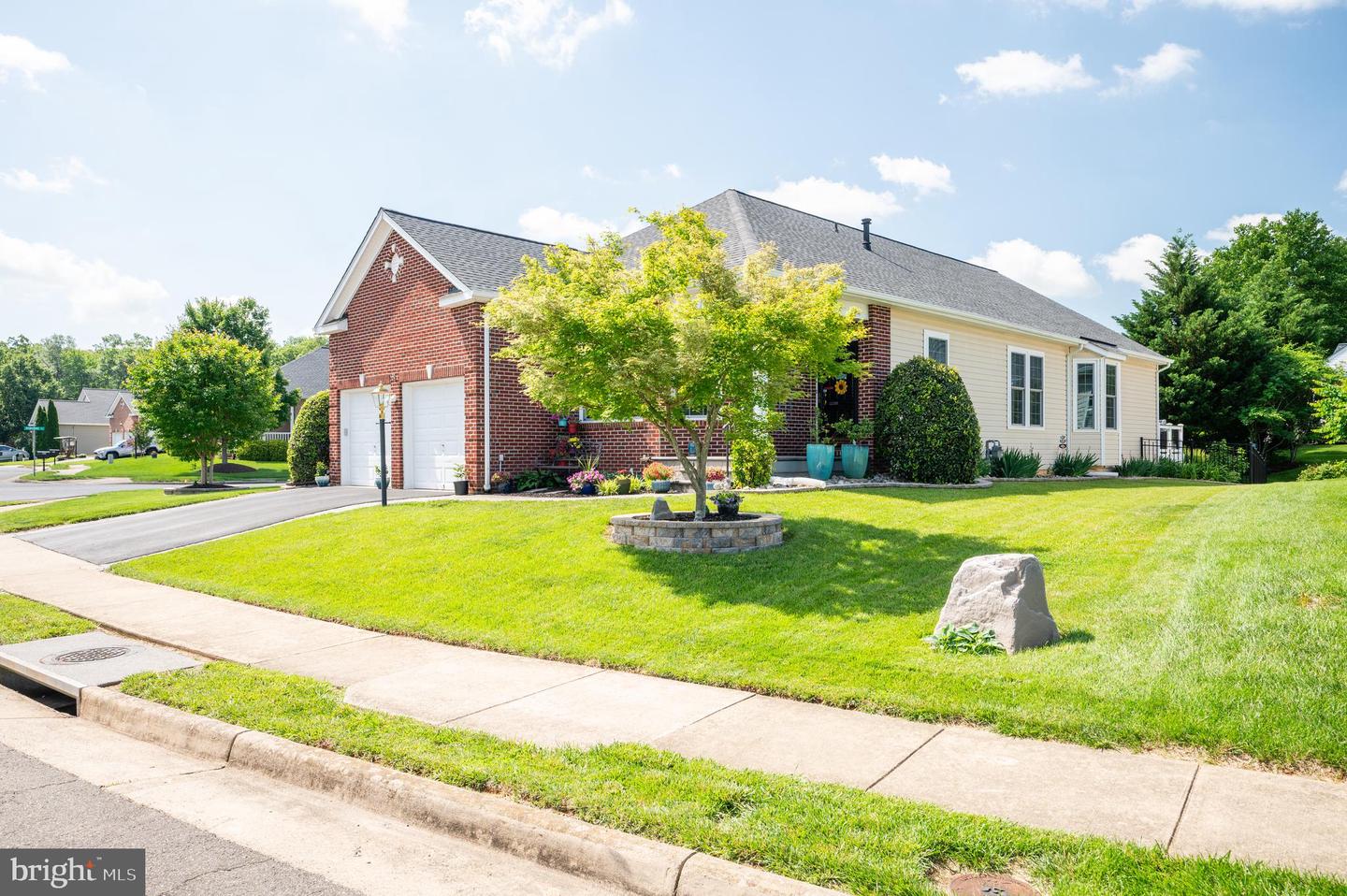 3599 SUTHERLAND CT, WARRENTON, Virginia 20187, 3 Bedrooms Bedrooms, ,2 BathroomsBathrooms,Residential,For sale,3599 SUTHERLAND CT,VAFQ2016760 MLS # VAFQ2016760